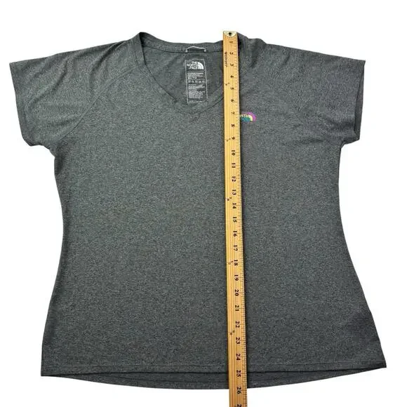 The North Face Women's XL XLARGE Flash Dry Short Sleeve V-Neck Gray W/Front Logo - Picture 13 of 16